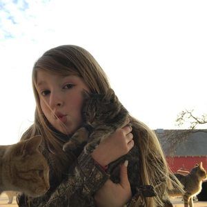 Meet your Posher, Maddy